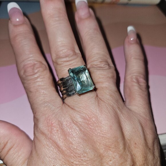 Retired Silpada Sterling Silver Blue Aqua Glass Ring size 9 - Picture 3 of 3